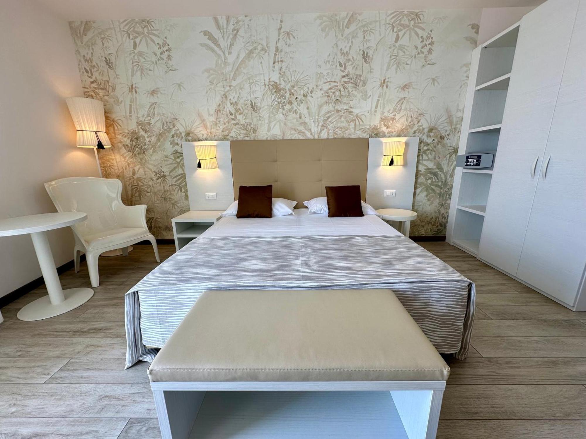 Nizza Frontemare Superior 3 Stelle 3*