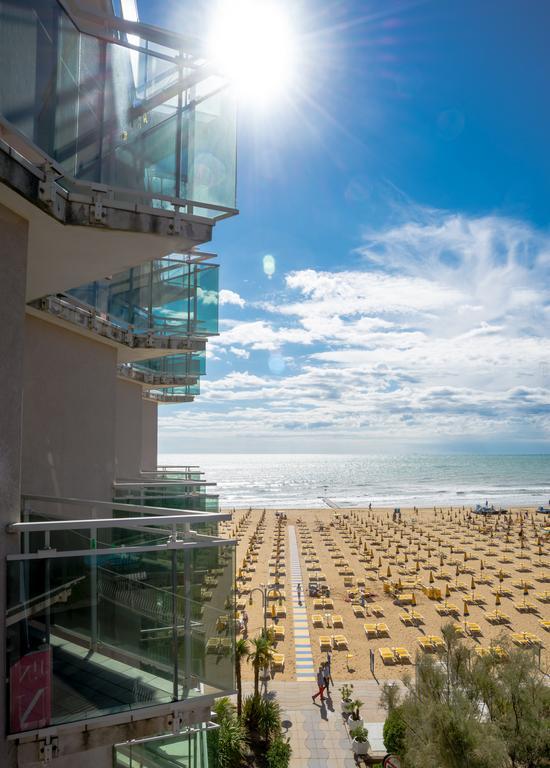 Hotel Nizza Frontemare 3*