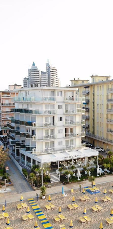 Hotel Nizza Frontemare Superior 3 Stelle