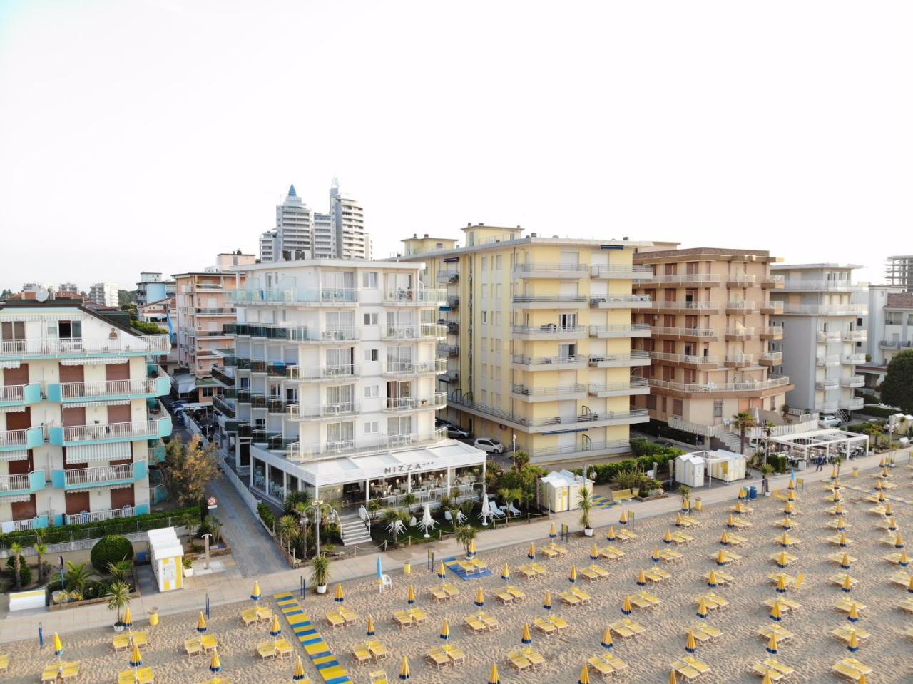Nizza Frontemare 3*